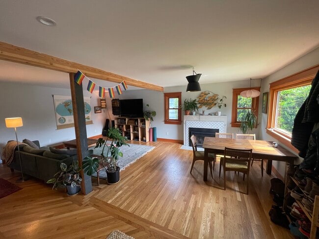 Foto del edificio - 2913 SE 65th Ave