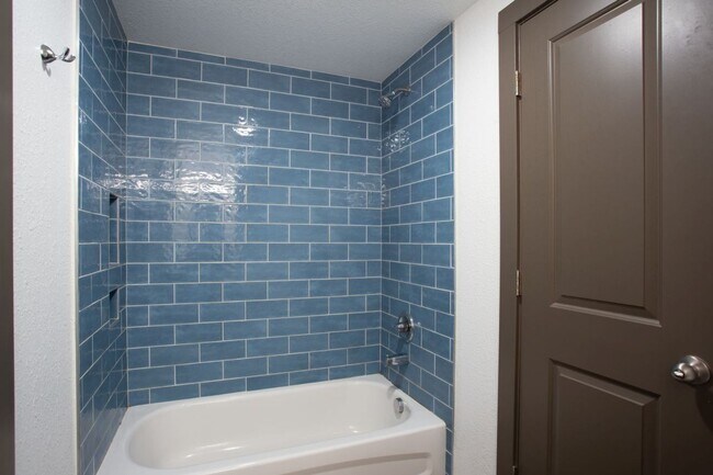 Building Photo - 3 Bedroom, 2 Bath Home in French Creek