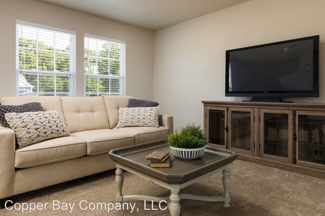 Building Photo - 14677 White Pine Ridge Ct