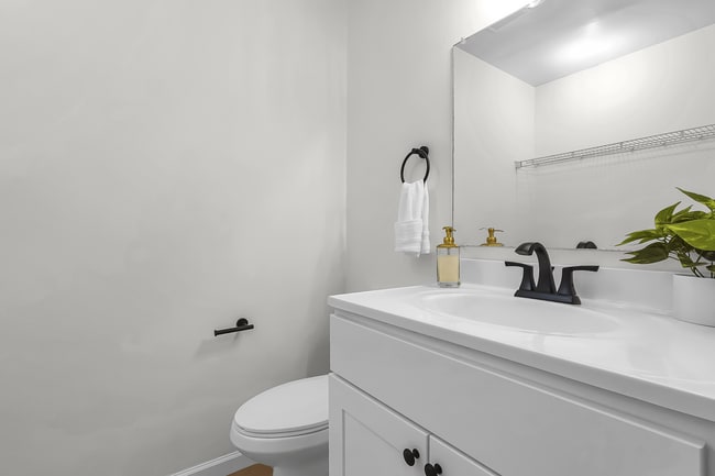 Foto del edificio - 1289 RENTAL CONDO COMMUNITY