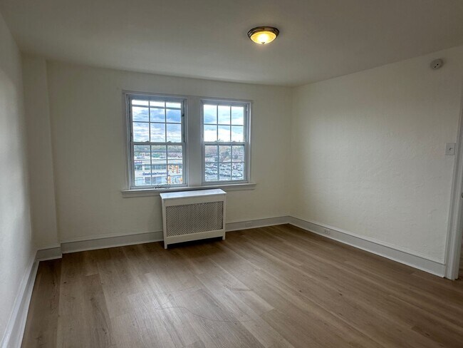 Foto del edificio - Bright 1 Bed Apartment- Upper Darby