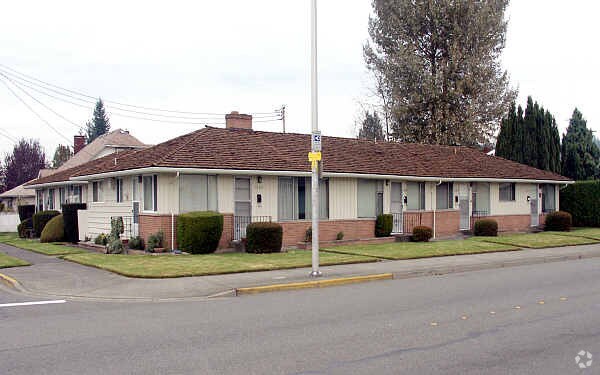 Foto principal - 1005-1011 E Main St