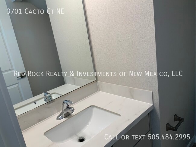 Building Photo - 3701 Cacto Ct