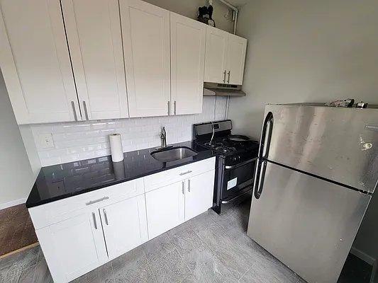 Building Photo - 1 bedroom in New York NY 10034
