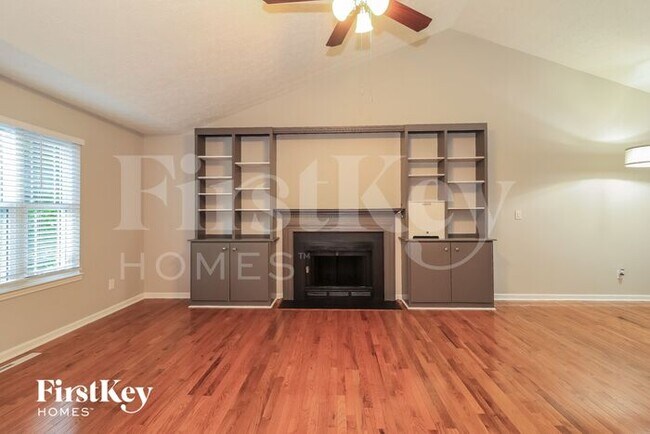 Foto del edificio - 611 Bluff Dr