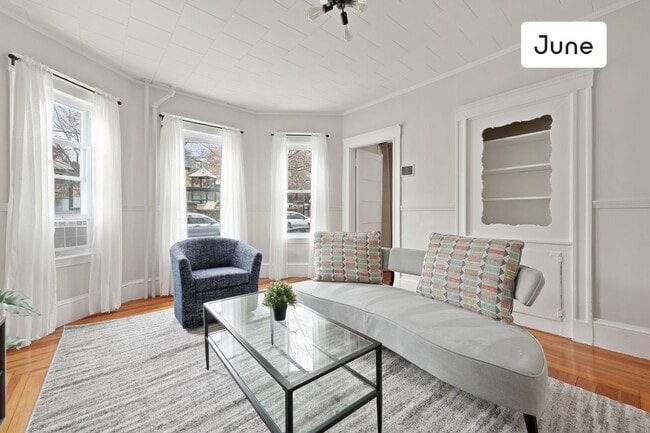 Building Photo - 31 Craigie Street