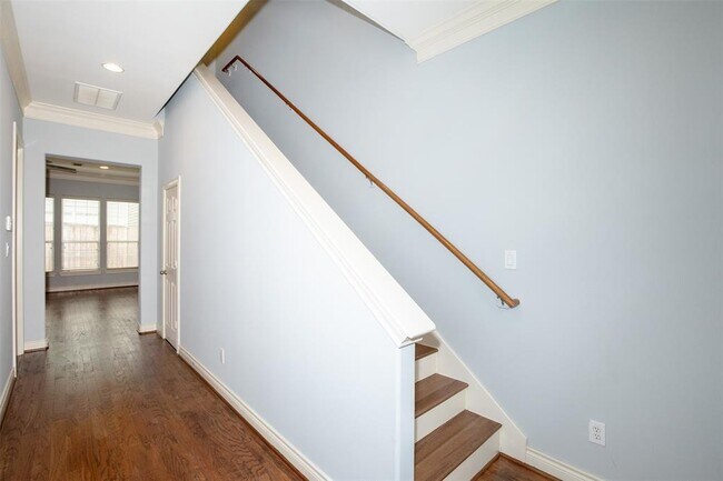 Foto del edificio - 3444 Cline St