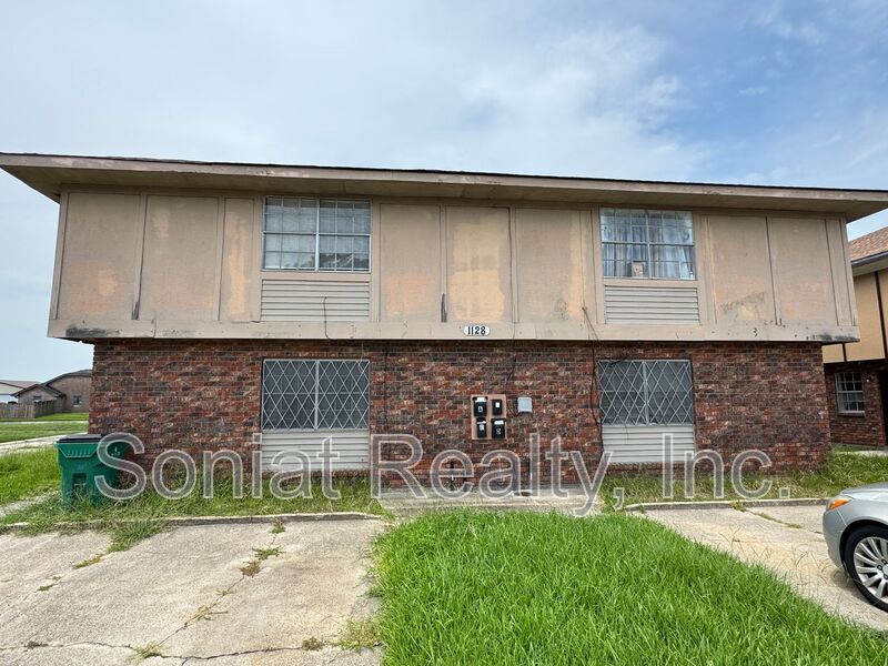 Primary Photo - 1128 Dimarco Dr