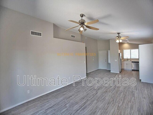 Building Photo - 631 E Arizona Ave