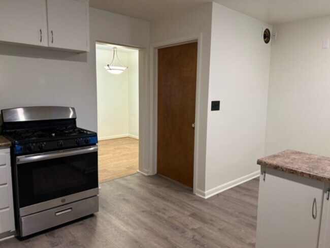 Foto del edificio - Welcome to 88 S Garland St, a beautifully ...