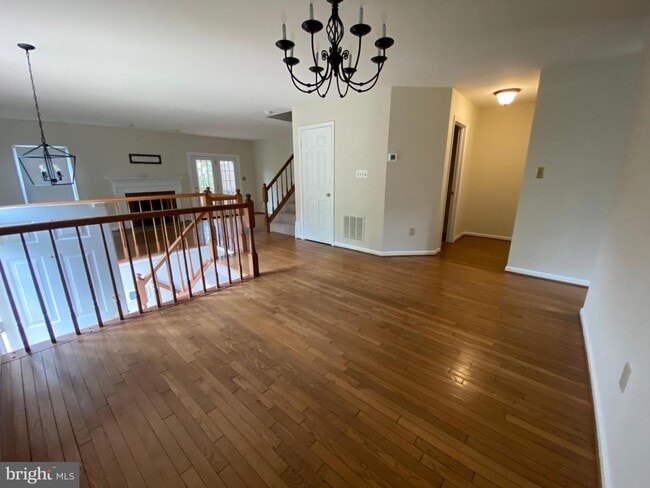 Building Photo - 7429 Salford Ct