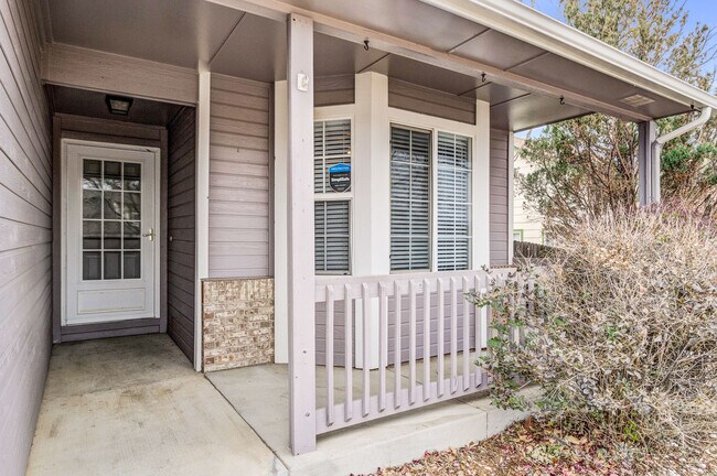 Photo - 740 Stargate Dr House