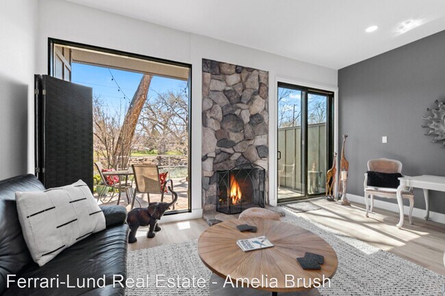 Foto del edificio - 2 br, 2.5 bath House - One Time - 1308 Jones