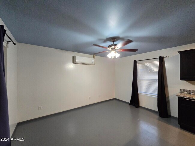 Foto del edificio - 2302 N 36th St