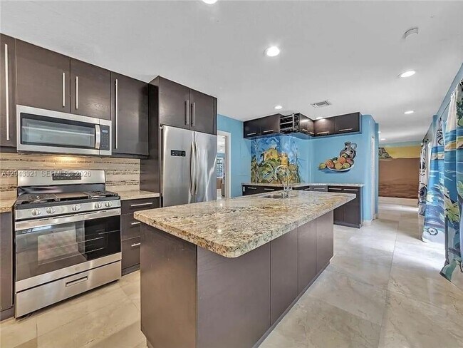 Foto del edificio - 851 N 11th Ave