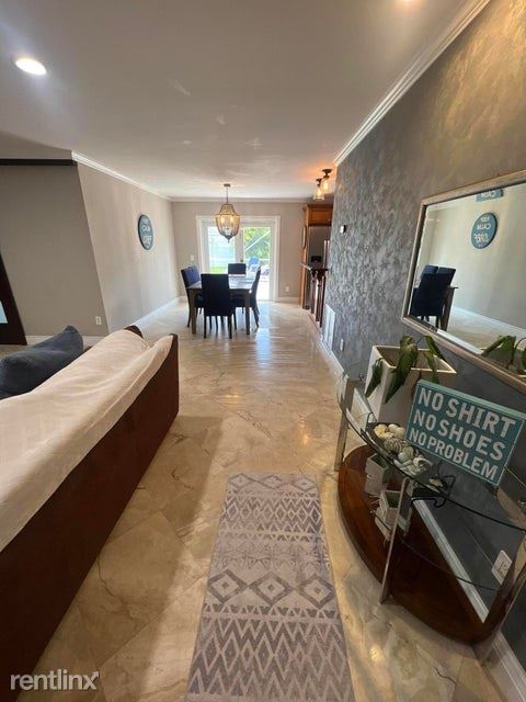 Foto del edificio - 4 br, 2 bath House - 11170 Mohawk St