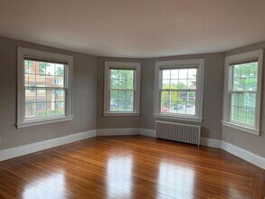 Building Photo - 30 Elmgrove Ave