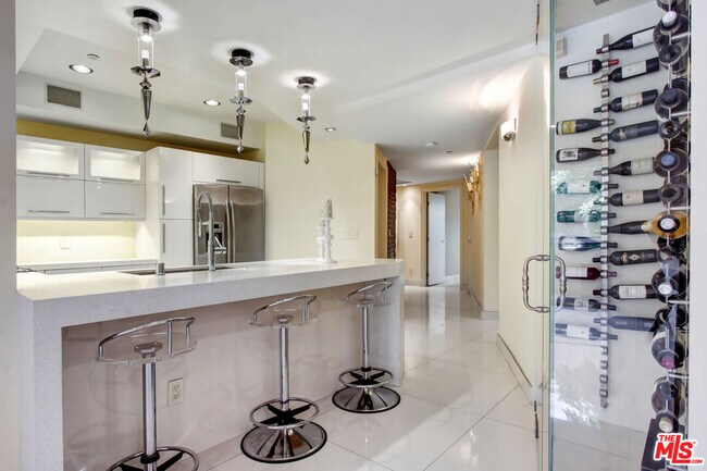 Foto del edificio - 11921 Dorothy St