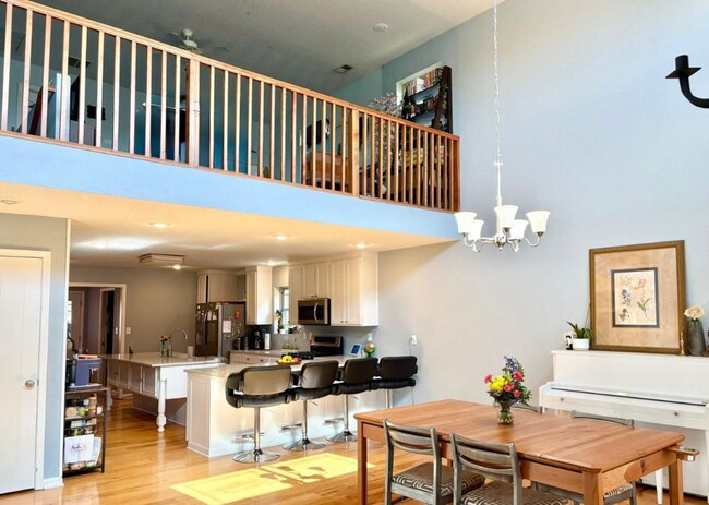 Foto del edificio - 3 Bedroom 4 Bathroom House