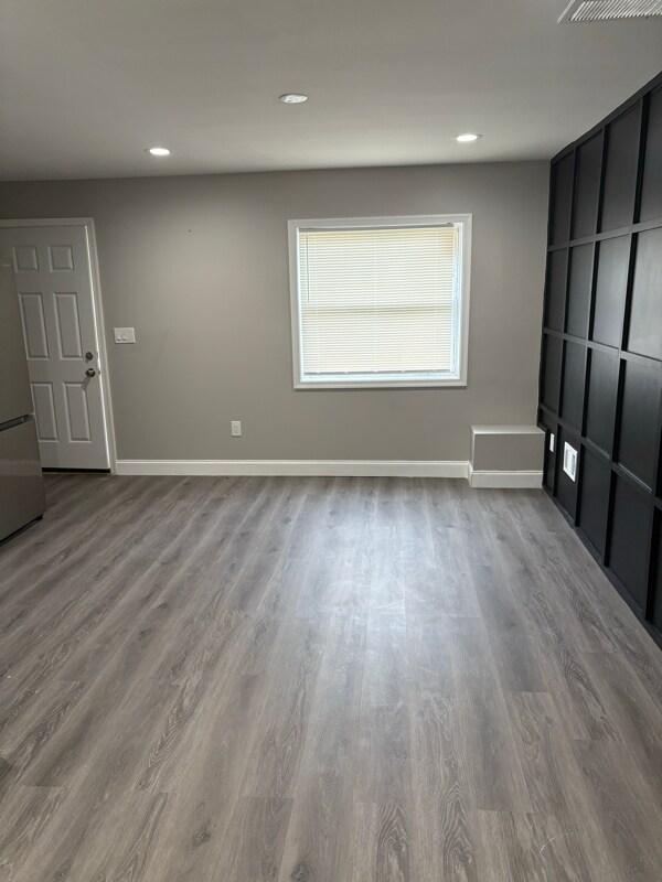 Building Photo - 4905 Chalgrove Ave