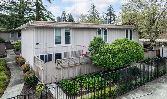 exterior - 1671 Alvarado Ave