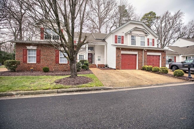 Building Photo - 308 Charleston Way