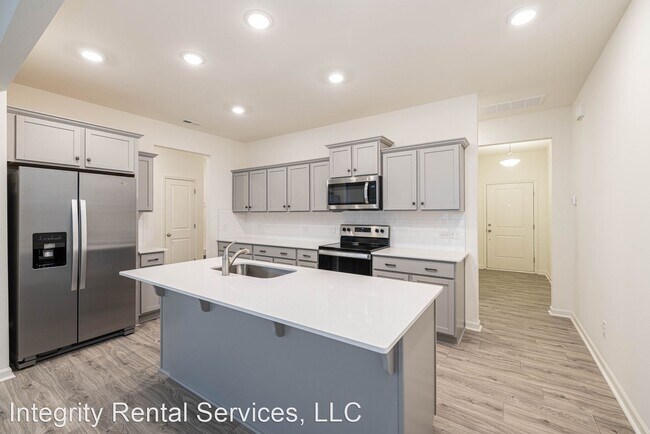 Building Photo - 3 br, 2.5 bath House - 102 Luna Lane