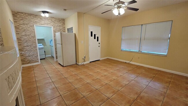 Foto del edificio - 1848 Madison St