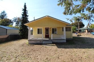Building Photo - 5003 N Lincoln St