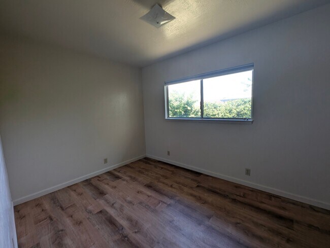 Building Photo - 2050 Tehama Ave