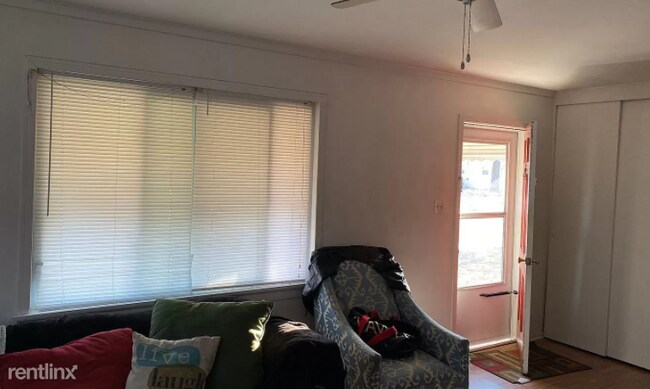 Building Photo - 2 br, 1 bath House - 1003 Marton St