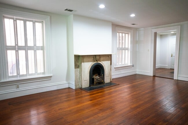 Building Photo - 212 E Gaston St