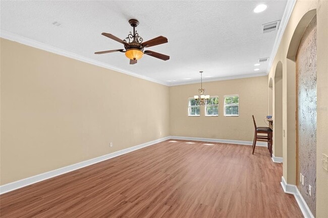 Building Photo - 618 105th Ln N