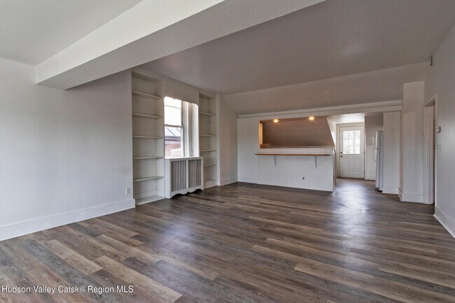 Foto del edificio - 454 Warren St