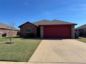 Building Photo - 1038 E 146 Ct S