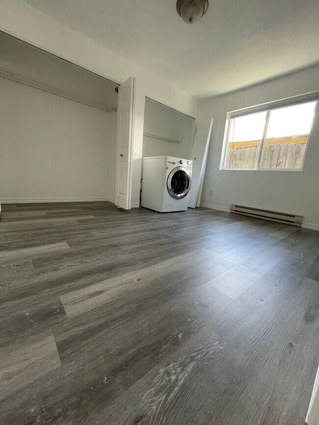 Foto del edificio - 720 Cedar St