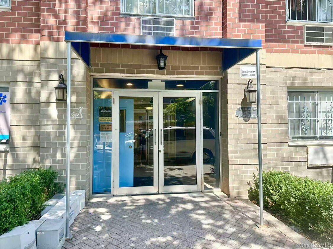 Foto principal - 43-73 Union St