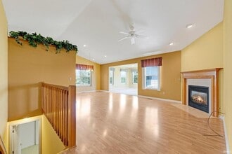Building Photo - 8928 Goshawk Ln