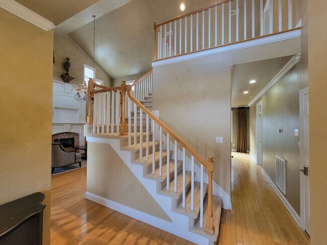 Foto del edificio - Knoxville 37934 - 3 bedroom 2.5 bath furni...