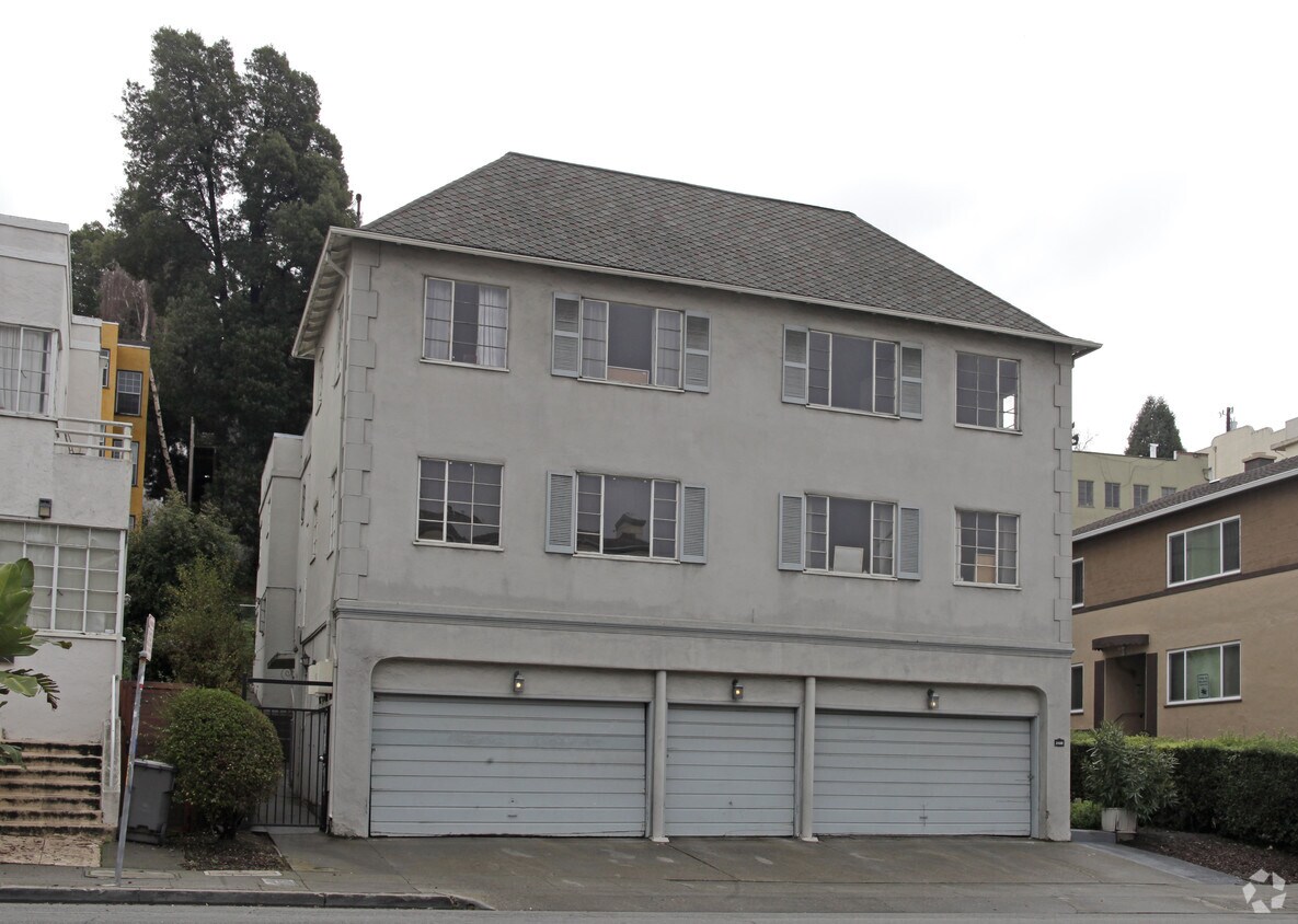 Foto del edificio - 2400 Park Blvd