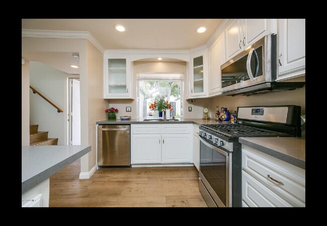 Foto del edificio - 974 Lighthouse Way