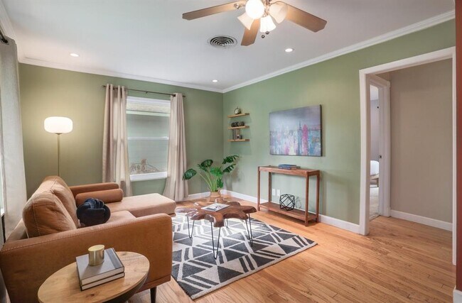 Foto del edificio - 1511 Fairfield Dr