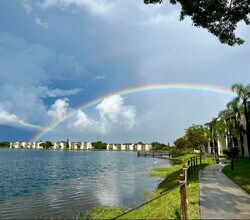 Building Photo - 118 Lake Emerald Dr