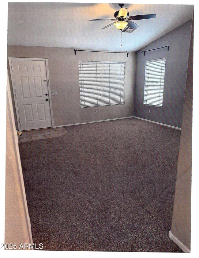 Building Photo - 1695 W Macaw Dr