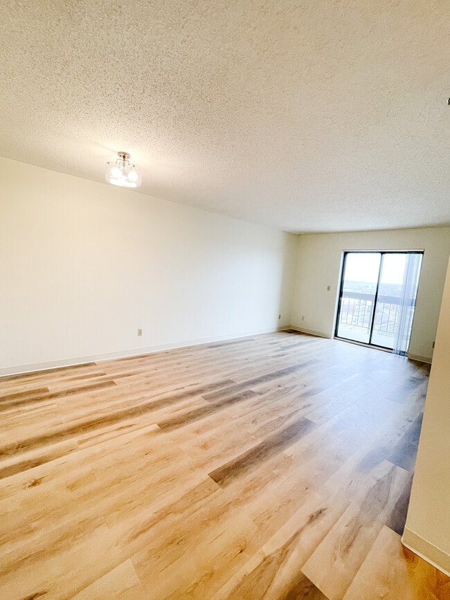 Foto del edificio - 78 10th St E