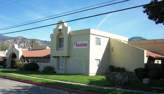 Building Photo - Mountain Plaza Apartments