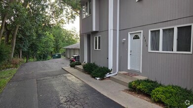 Building Photo - 14816 S Penn Rd
