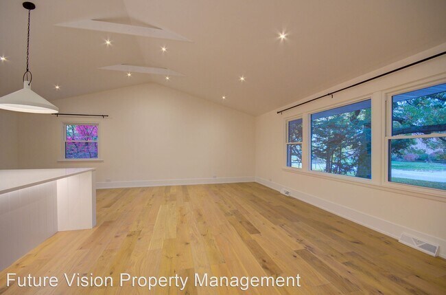 Foto del edificio - 3 br, 2 bath House - 209 W Gartner Rd