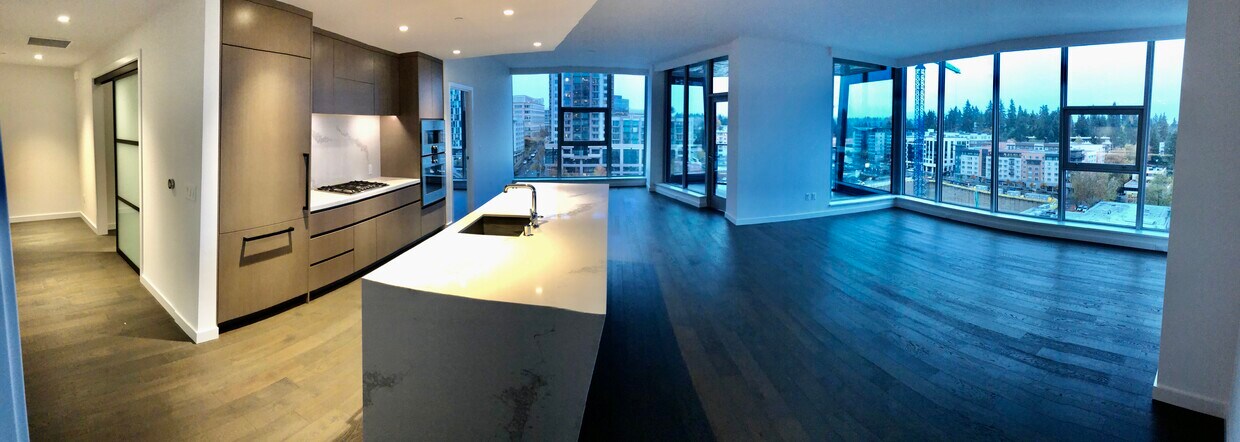 Foto principal - 188 Bellevue Way NE