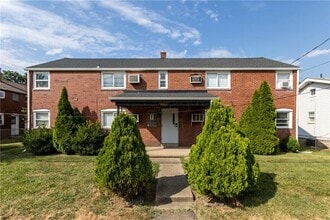 Building Photo - 6812 Grand Ave